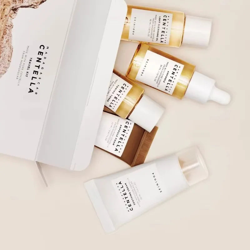 SKIN1004 Madagascar Centella Travel Kit - Toner, Ampoule, Soothing Cream, Cleansing Oil, Ampoule Foam, Basic Skincare Mini 5pcs