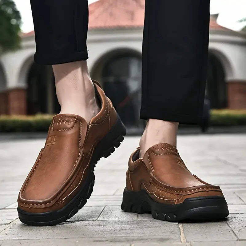 Handmade Leather Men Shoes Casual Outdoor Slip On Loafers Men Leather Shoes Flats Moccasins Walking Shoes Non-Slip